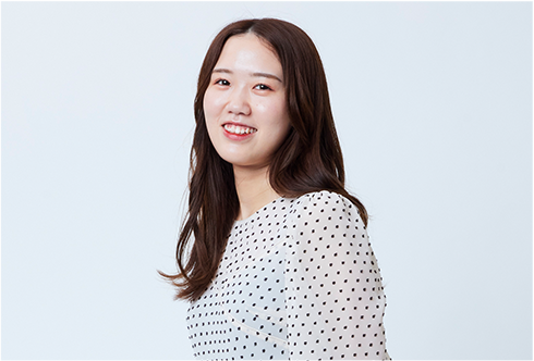 先輩社員 / インタビュー